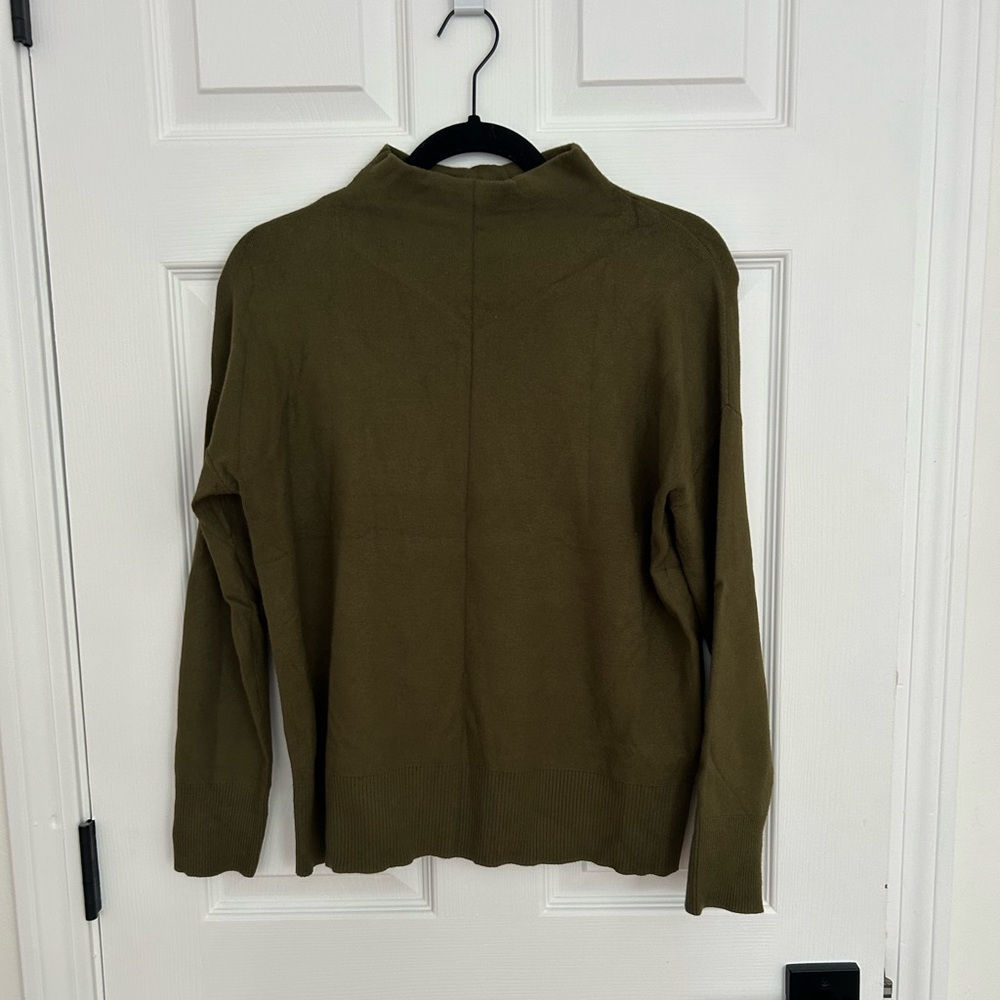 Banana Republic sweater